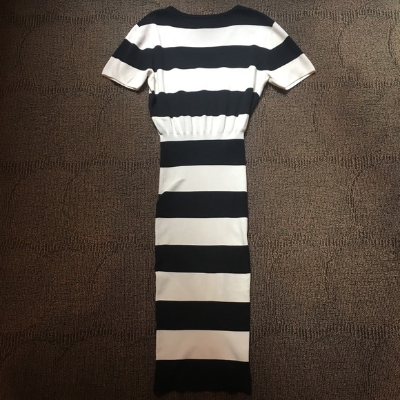 BURBERRY - Silk Black/White Striped Dress XS/TP - Picture 6 of 7